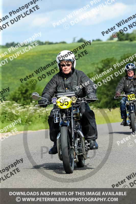 Vintage motorcycle club;eventdigitalimages;no limits trackdays;peter wileman photography;vintage motocycles;vmcc banbury run photographs